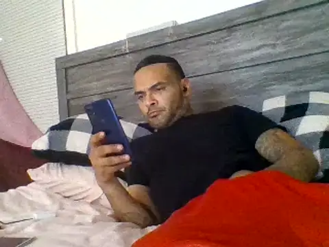 Houstonslong1 online show from 7, 2, 2025