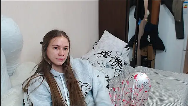 leila bambi  online show from 26, 12, 2024