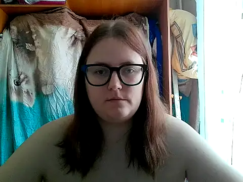 Snapshot of DesireMelissa chatting on 24, 4, 2026 DesireMelissa online show from 24, 4, 2026