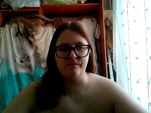 Snapshot of DesireMelissa chatting on 27, 4, 2026 DesireMelissa online show from 27, 4, 2026
