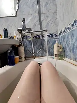 Snapshot of DesireMelissa chatting on 11, 5, 2026 DesireMelissa online show from 11, 5, 2026