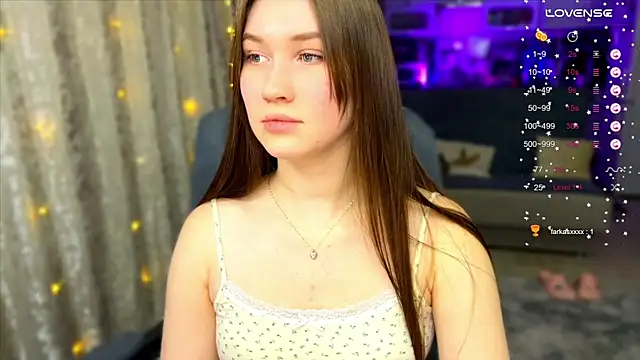 Snapshot of ChloeMillerMeow chatting on 21, 9, 2025 ChloeMillerMeow online show from 21, 9, 2025