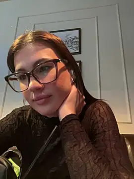 RinaCat online show from 6, 3, 2025