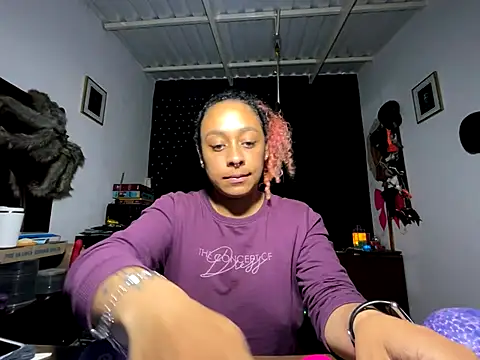 Cata Blue   online show from 16, 10, 2025