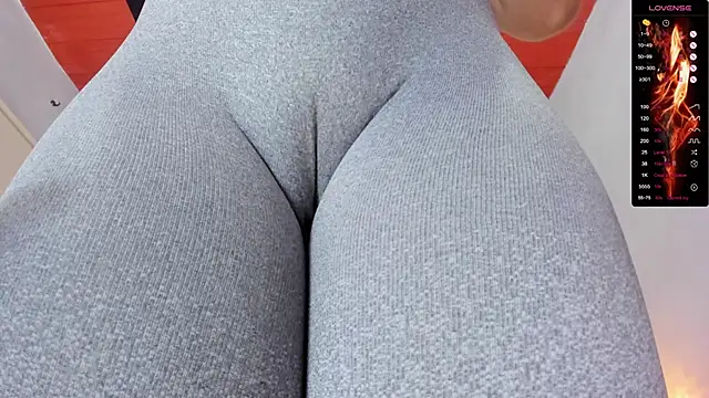 Snapshot of Donnapaul chatting on 9, 9, 2025 Donnapaul online show from 9, 9, 2025