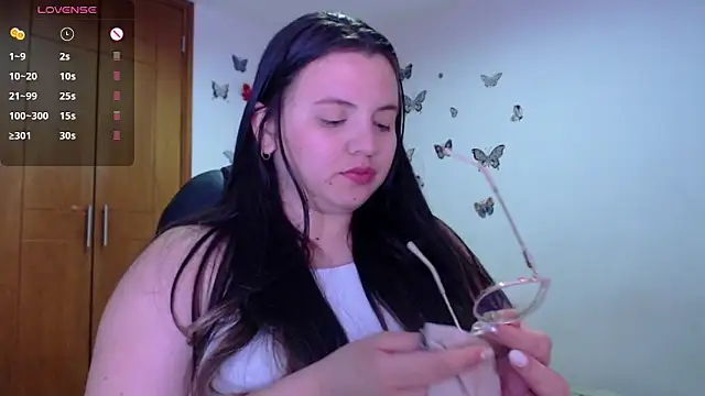 Snapshot of Sarahros1 chatting on 10, 1, 2025 Sarahros1 online show from 10, 1, 2025
