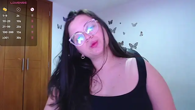 Snapshot of Sarahros1 chatting on 14, 1, 2025 Sarahros1 online show from 14, 1, 2025