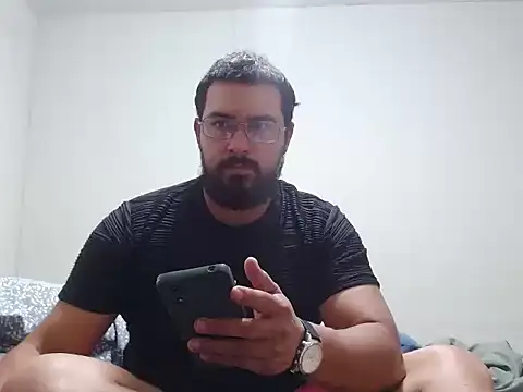 A logan41 online show from 19, 3, 2026