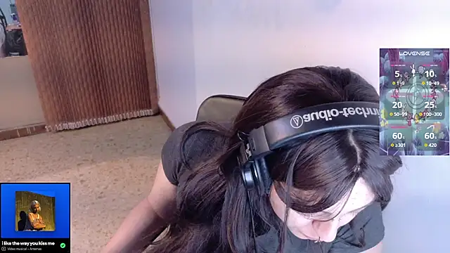 Eli666uwu online show from 6, 10, 2025