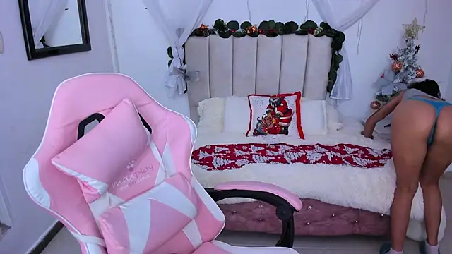 Snapshot of keiilaa chatting on 25, 11, 2025 keiilaa online show from 25, 11, 2025