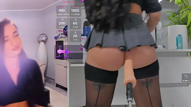 Snapshot of luckyalice_ chatting on 12, 9, 2025 luckyalice online show from 12, 9, 2025