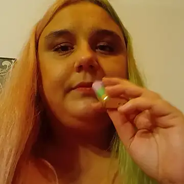 Snapshot of emmathegemma chatting on 19, 10, 2025 emmathegemma online show from 19, 10, 2025