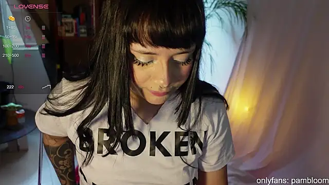 droolingdollfacee online show from 17, 3, 2025