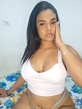 AntonellaShot online show from 2, 11, 2025