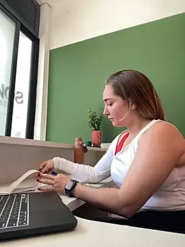 Snapshot of katy_pp chatting on 23, 6, 2026 katy pp online show from 23, 6, 2026