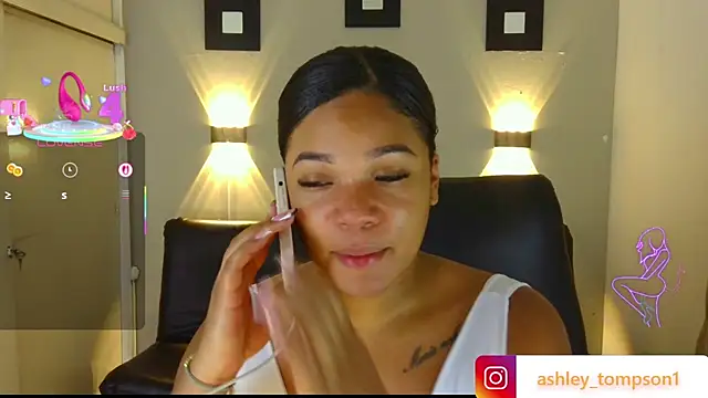 Snapshot of ashley_Tompson1 chatting on 3, 3, 2025 ashley Tompson1 online show from 3, 3, 2025