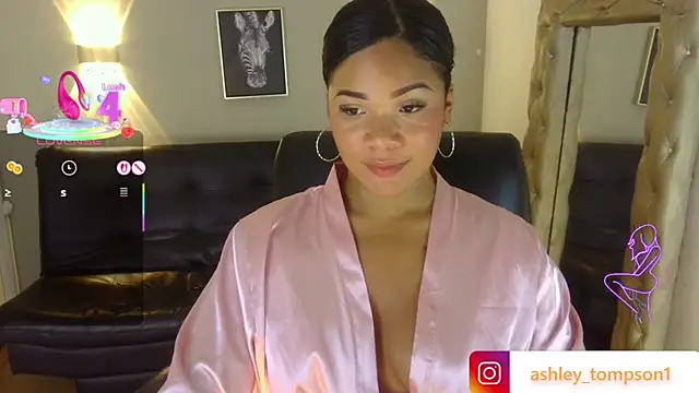 Snapshot of ashley_Tompson1 chatting on 3, 3, 2025 ashley Tompson1 online show from 3, 3, 2025