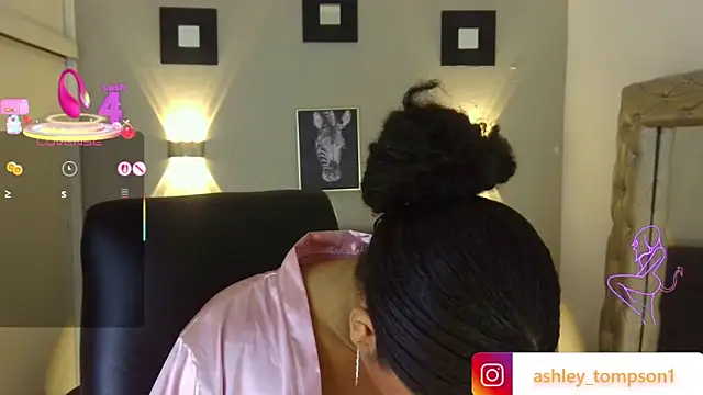Snapshot of ashley_Tompson1 chatting on 3, 3, 2025 ashley Tompson1 online show from 3, 3, 2025