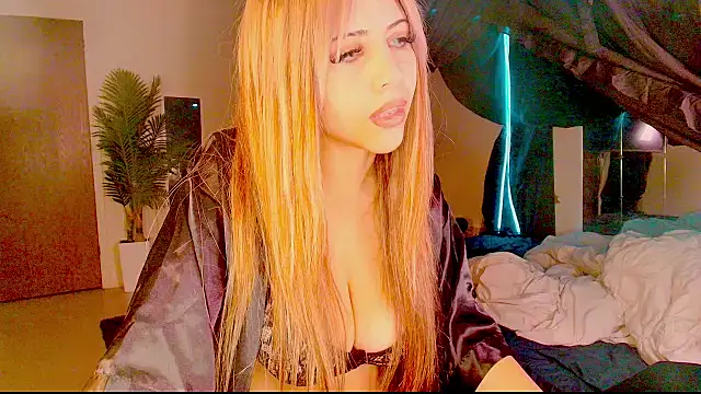 Snapshot of Aubreyessex chatting on 25, 9, 2025 Aubreyessex online show from 25, 9, 2025