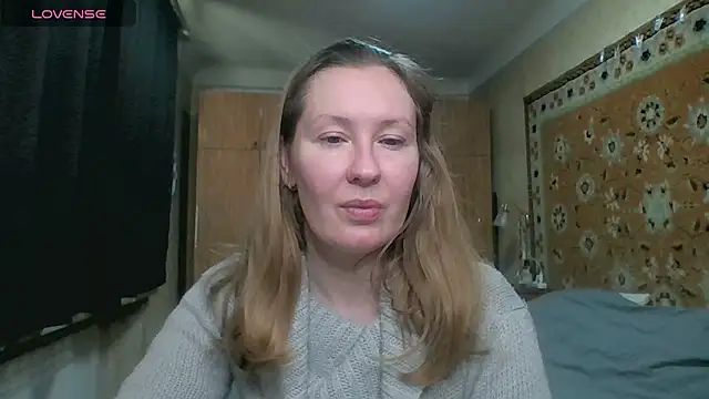 AnnaXLovers online show from 16, 12, 2025