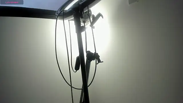 khloelatin online show from 6, 2, 2026