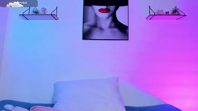 Manuela monroe online show from 1, 2, 2025