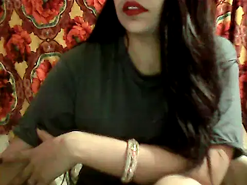 Snapshot of CuteBhabhi10 chatting on 8, 12, 2024 CuteBhabhi10 online show from 8, 12, 2024