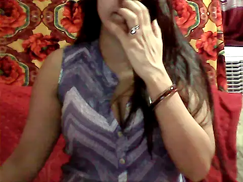 Snapshot of CuteBhabhi10 chatting on 11, 9, 2025 CuteBhabhi10 online show from 11, 9, 2025