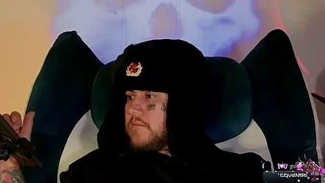 Ash gusbig online show from 7, 11, 2025