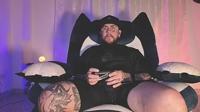 Ash gusbig online show from 6, 4, 2026