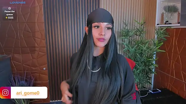 Snapshot of ArigyGomez chatting on 10, 1, 2025 ArigyGomez online show from 10, 1, 2025