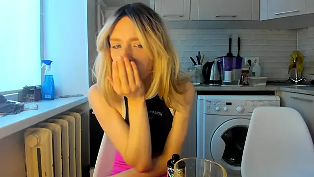  Alice Kitty online show from 5, 1, 2025