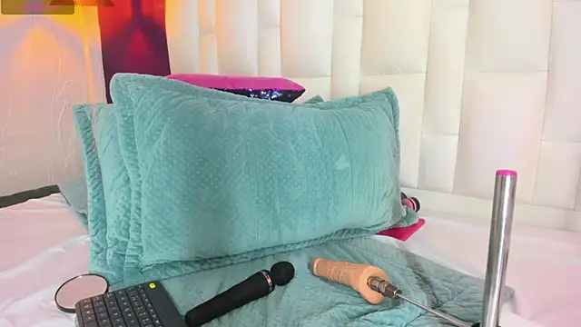 Abbyadams online show from 24, 1, 2025