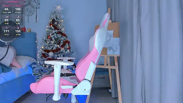 Snapshot of JennyWoody chatting on 15, 12, 2024 JennyWoody online show from 15, 12, 2024