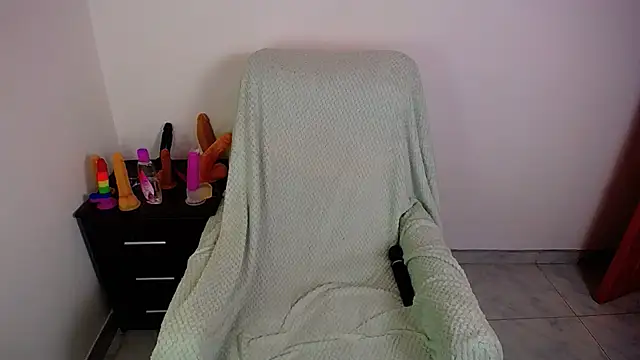 hot girl01 hanna online show from 18, 9, 2025