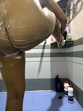 Snapshot of samayra124 chatting on 25, 9, 2025 samayra124 online show from 25, 9, 2025