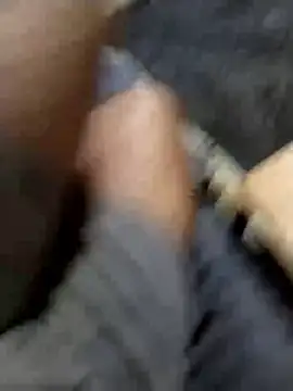 Snapshot of milf_hunter_35 chatting on 2, 4, 2026 milf hunter 35 online show from 2, 4, 2026