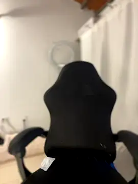 Miss-Abbii online show from 17, 10, 2025