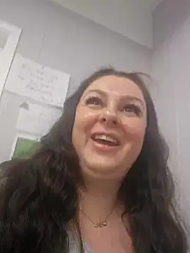 Britishbella online show from 27, 2, 2025