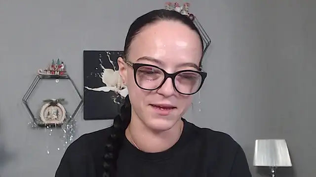 IzabelllNoir online show from 16, 12, 2025