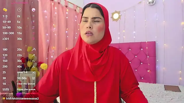 AishaAmin  online show from 17, 12, 2024