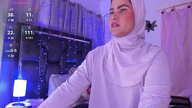 AishaAmin  online show from 26, 12, 2024