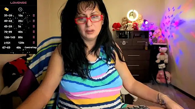 YourDreamLoverr online show from 28, 11, 2025