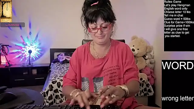 YourDreamLoverr online show from 25, 7, 2026