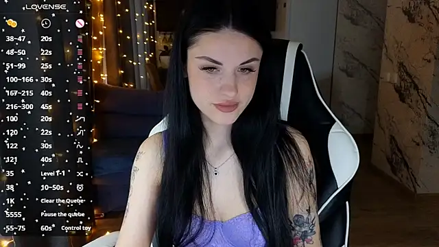 Mary   Moore online show from 3, 2, 2025