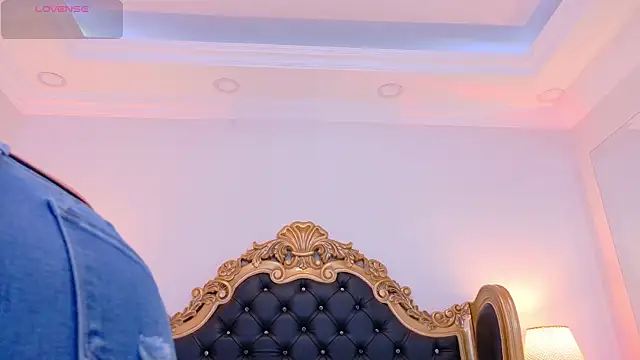 AdelinaVans online show from 18, 12, 2025