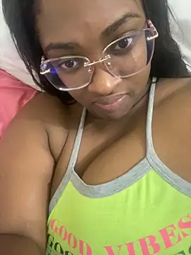 Snapshot of _MARRTINNA_ chatting on 15, 12, 2024 MARRTINNA online show from 15, 12, 2024