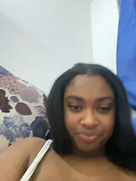 Snapshot of _MARRTINNA_ chatting on 5, 2, 2025 MARRTINNA online show from 5, 2, 2025