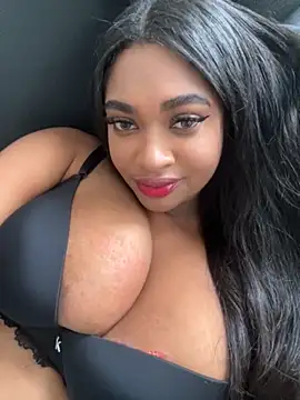 Snapshot of _MARRTINNA_ chatting on 5, 10, 2025 MARRTINNA online show from 5, 10, 2025