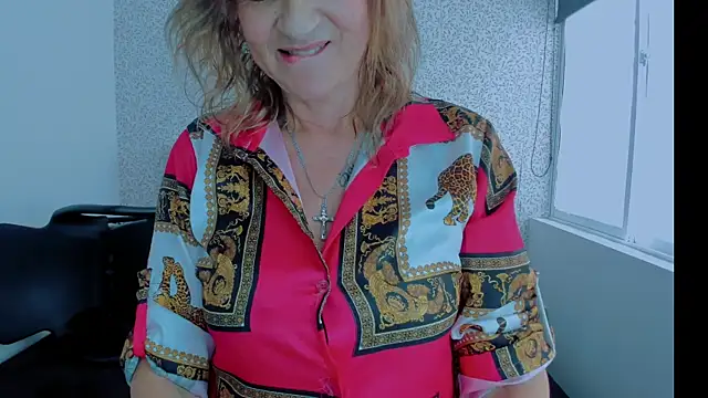 Snapshot of ScarletHoot_ chatting on 16, 1, 2025 ScarletHoot online show from 16, 1, 2025